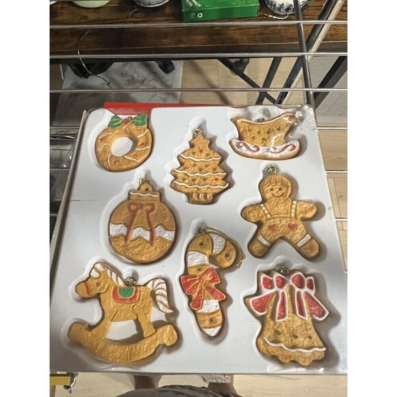 Vintage Miniature christmas tree ornaments/garland - Gingerbread - Picture 1 of 3